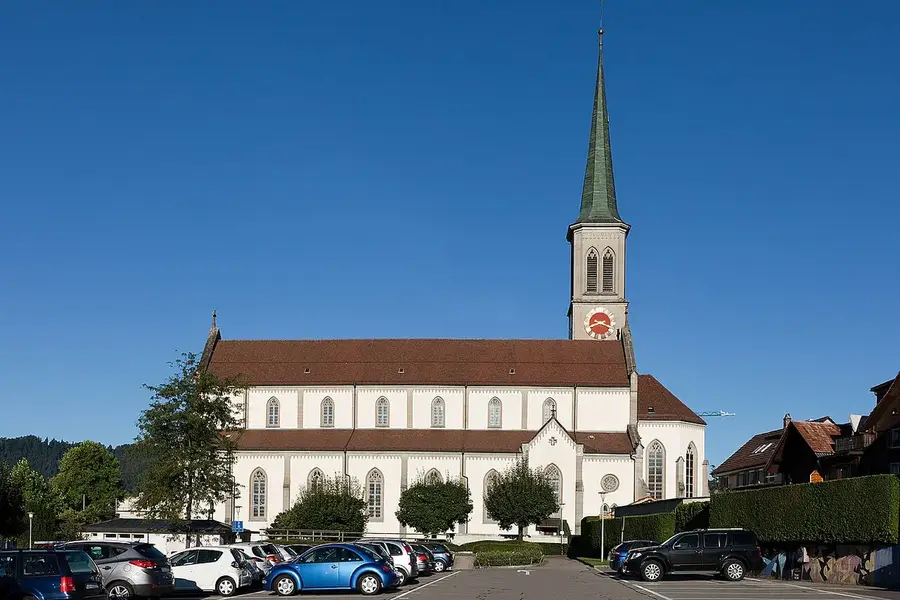 Kirche Heilige Familie